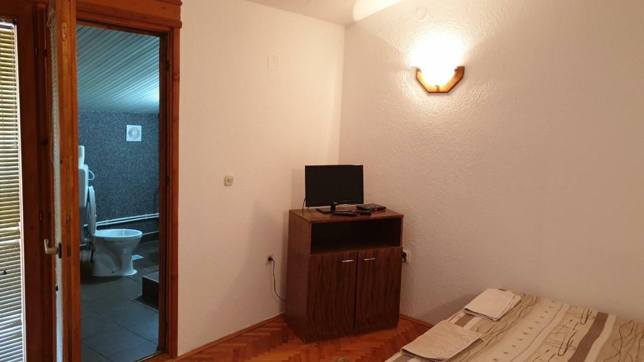 Majestic Rooms&Apartments Prilep Exterior foto